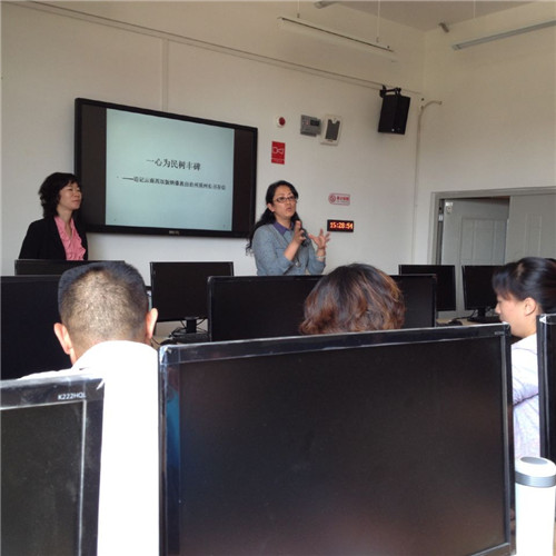 图为学习召存信同志活动现场